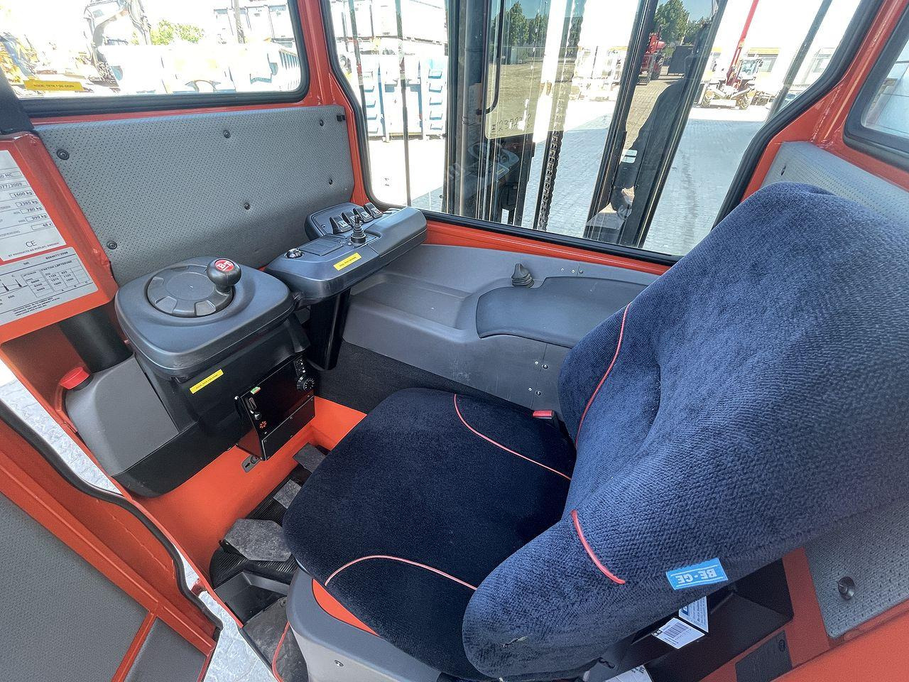 BT RRE 160MC - Tolóoszlopos targoncá: 3 kép. BT RRE 160MC - Tolóoszlopos targoncá: 3 kép.