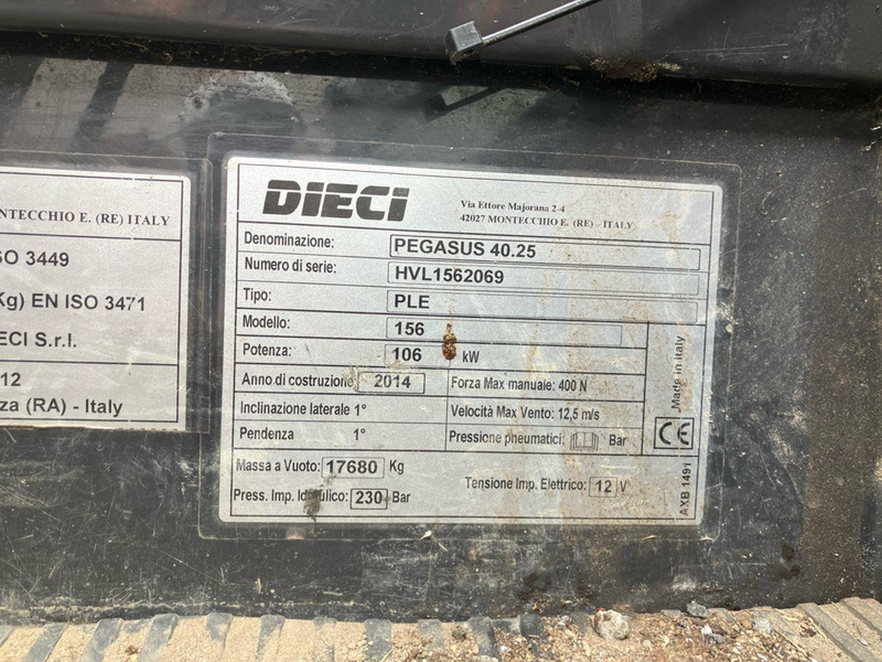 Dieci Pegasus 40.25 - Teleszkópos rakodó: 3 kép. Dieci Pegasus 40.25 - Teleszkópos rakodó: 3 kép.
