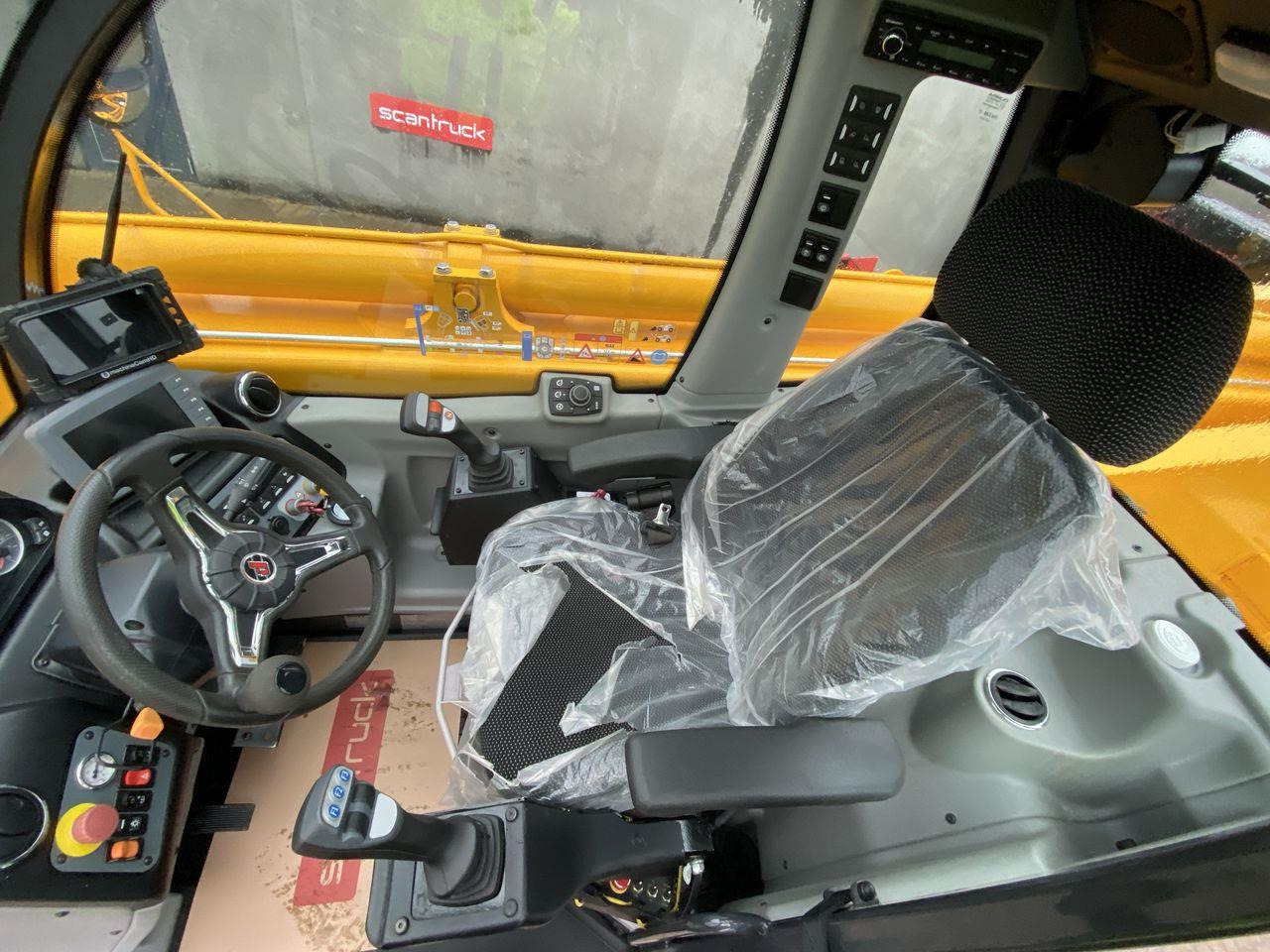 Dieci Pegasus 50.25 - Teleszkópos rakodó: 3 kép. Dieci Pegasus 50.25 - Teleszkópos rakodó: 3 kép.