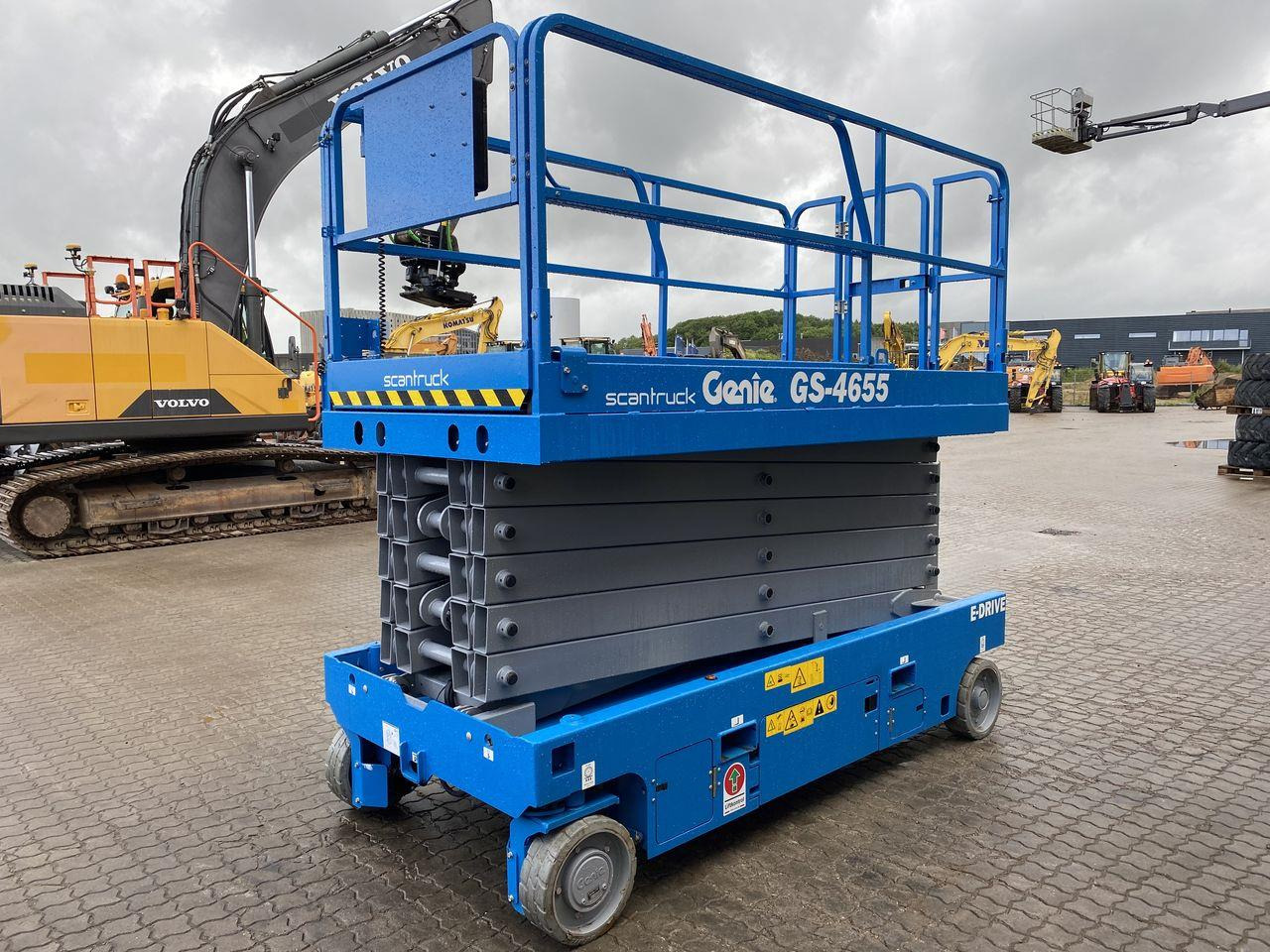 Genie GS4655 - Ollós emelő: 4 kép. Genie GS4655 - Ollós emelő: 4 kép.