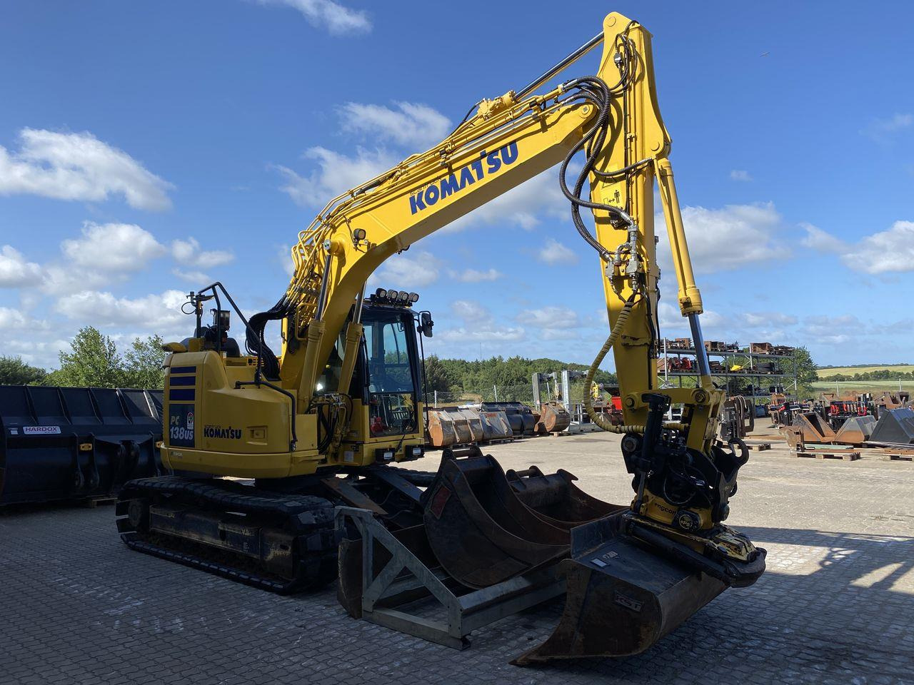 Komatsu PC138US-11 - Lánctalpas kotró: 5 kép. Komatsu PC138US-11 - Lánctalpas kotró: 5 kép.