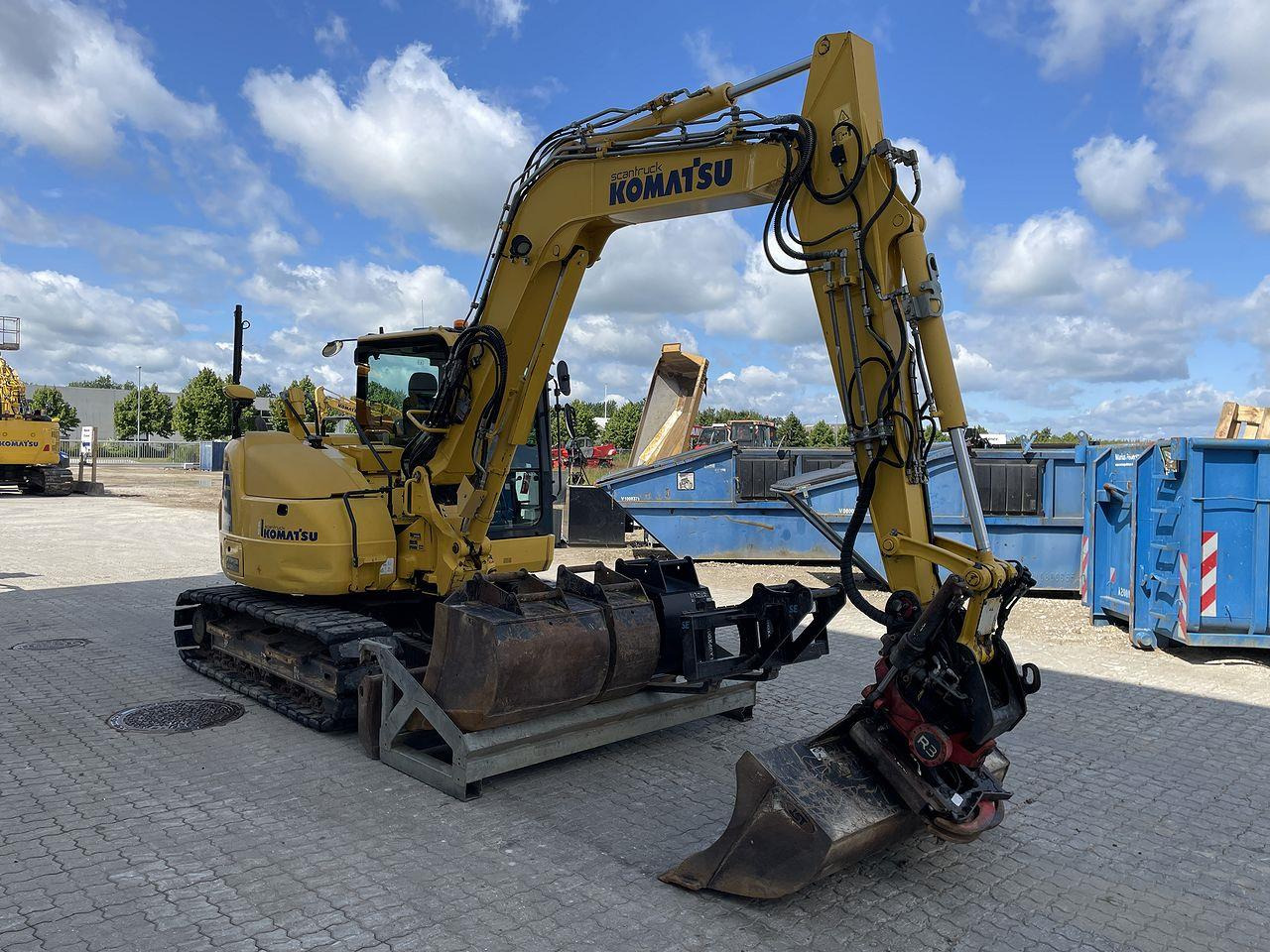 Komatsu PC88MR-10 - Minikotró: 5 kép. Komatsu PC88MR-10 - Minikotró: 5 kép.