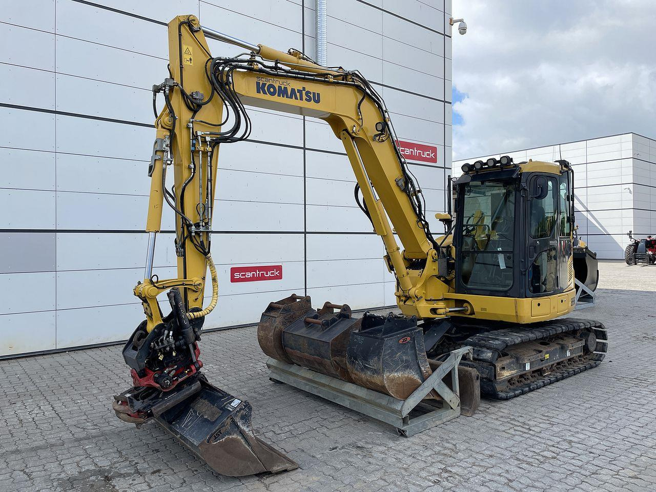 Komatsu PC88MR-10 med Topcon - Minikotró: 1 kép. Komatsu PC88MR-10 med Topcon - Minikotró: 1 kép.