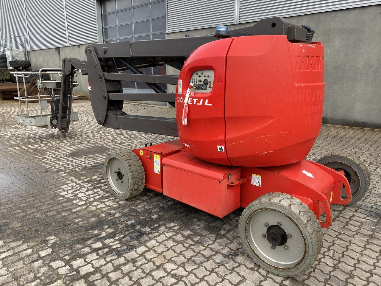 Manitou 170AETJ-L - Személyemelő: 2 kép. Manitou 170AETJ-L - Személyemelő: 2 kép.