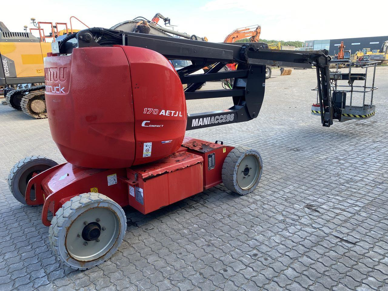 Manitou 170AETJ-L - Személyemelő: 4 kép. Manitou 170AETJ-L - Személyemelő: 4 kép.