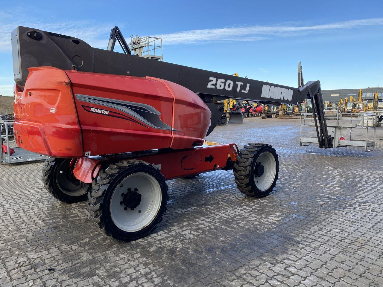 Manitou 260TJ - Személyemelő: 4 kép. Manitou 260TJ - Személyemelő: 4 kép.