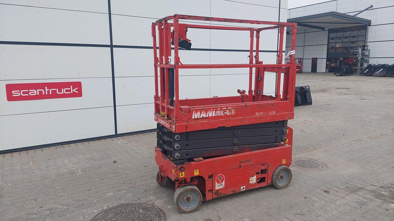 Manitou 78SEC - Ollós emelő: 1 kép. Manitou 78SEC - Ollós emelő: 1 kép.