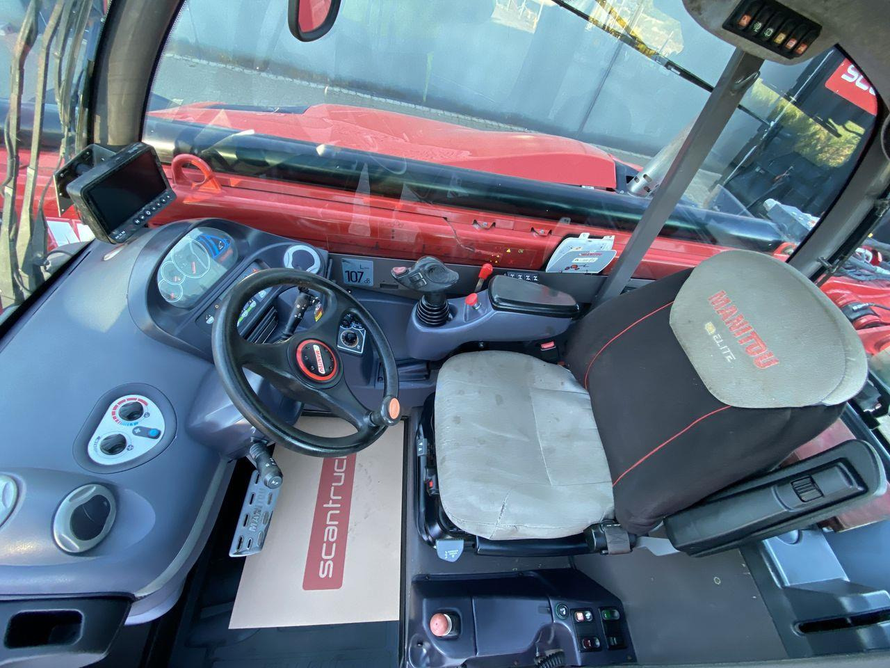 Manitou MLT1040-137PS L ELITE - Teleszkópos rakodó: 3 kép. Manitou MLT1040-137PS L ELITE - Teleszkópos rakodó: 3 kép.