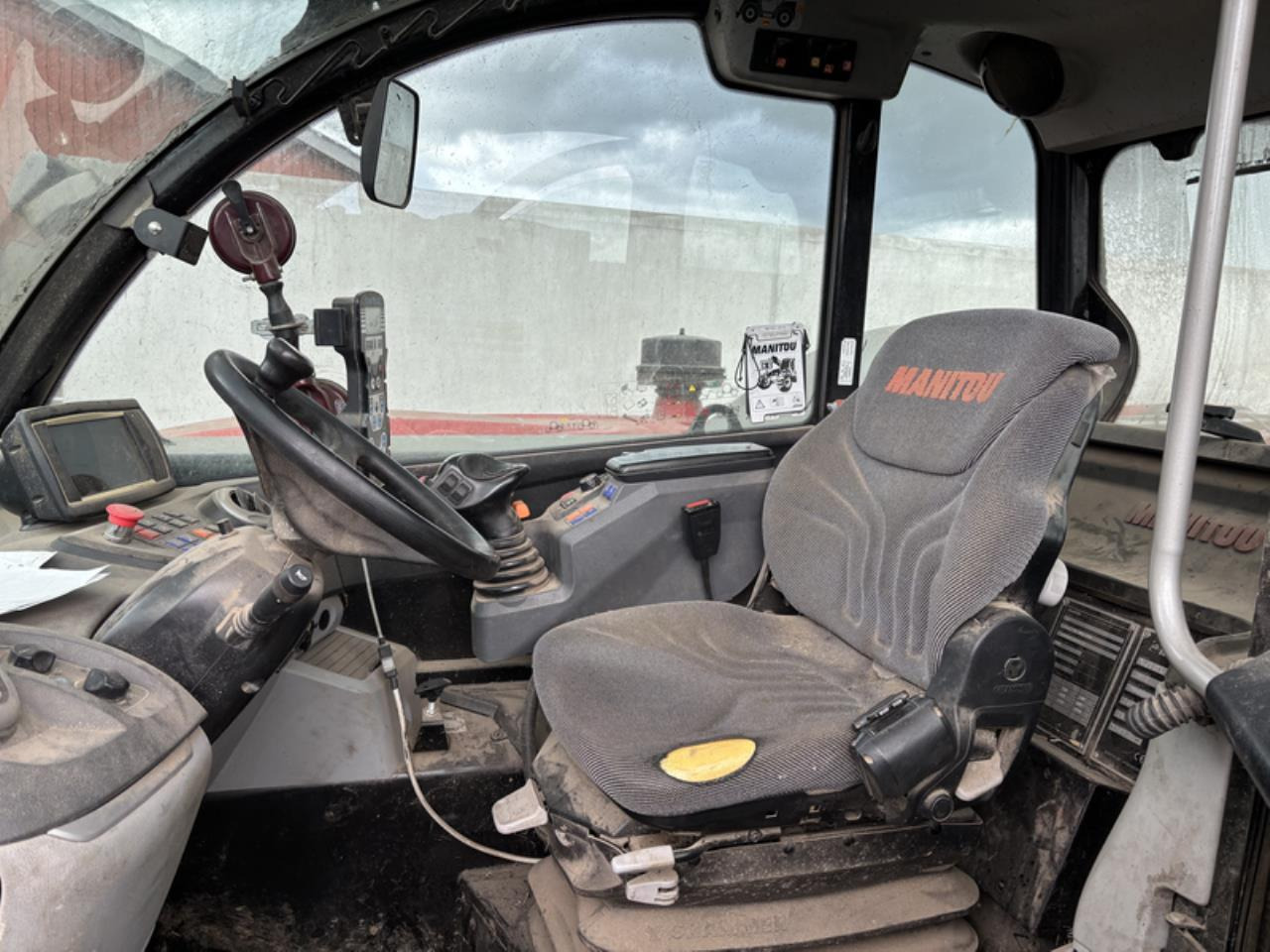Manitou MLT635-140 V+ Elite - Teleszkópos rakodó: 2 kép. Manitou MLT635-140 V+ Elite - Teleszkópos rakodó: 2 kép.