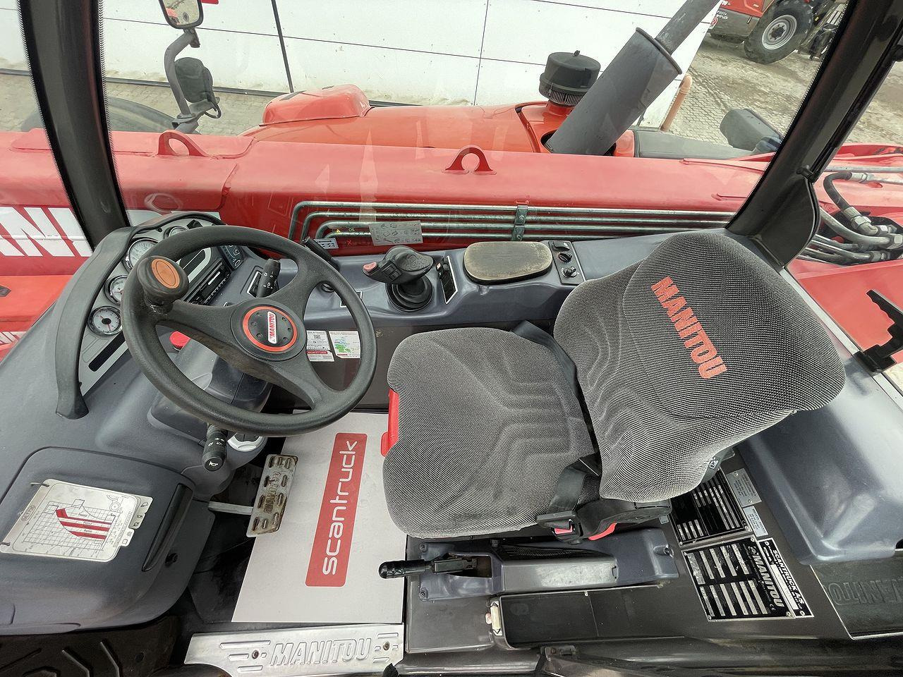 Manitou MLT735-120LSUPS - Teleszkópos rakodó: 3 kép. Manitou MLT735-120LSUPS - Teleszkópos rakodó: 3 kép.