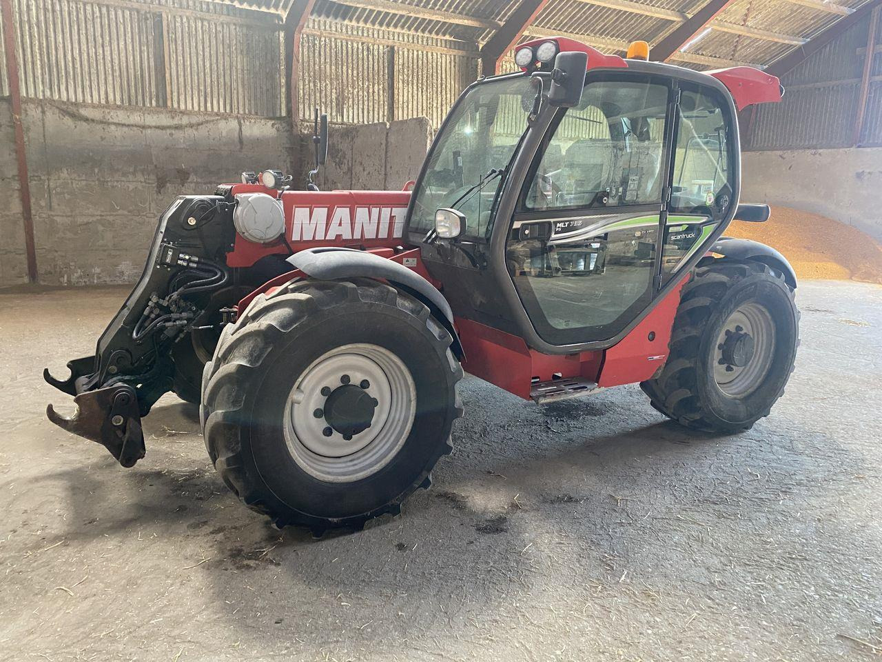 Manitou MLT735-120PS Elite - Teleszkópos rakodó: 1 kép. Manitou MLT735-120PS Elite - Teleszkópos rakodó: 1 kép.