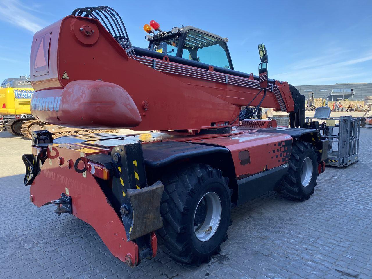 Manitou MRT2145 EASY - Teleszkópos rakodó: 4 kép. Manitou MRT2145 EASY - Teleszkópos rakodó: 4 kép.