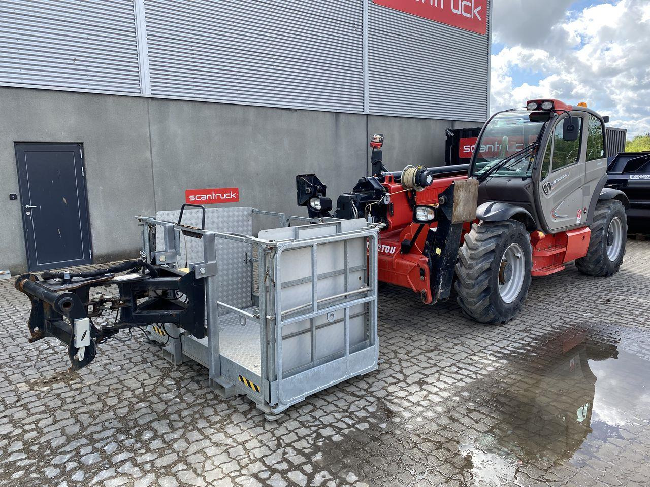 Manitou MT1440A ST3B - Teleszkópos rakodó: 1 kép. Manitou MT1440A ST3B - Teleszkópos rakodó: 1 kép.