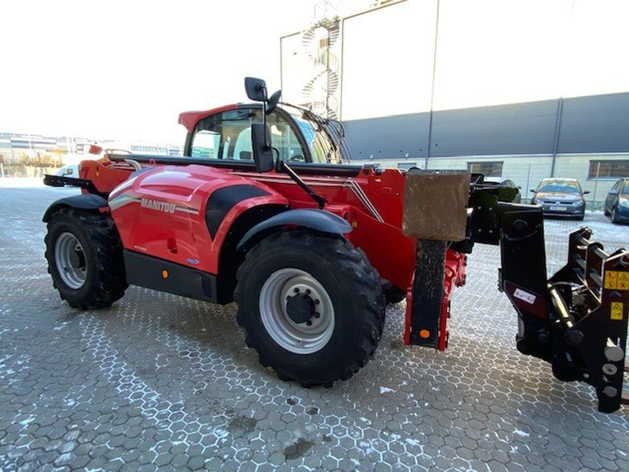 Manitou MT1840 EASY 75D ST5 - Teleszkópos rakodó: 4 kép. Manitou MT1840 EASY 75D ST5 - Teleszkópos rakodó: 4 kép.