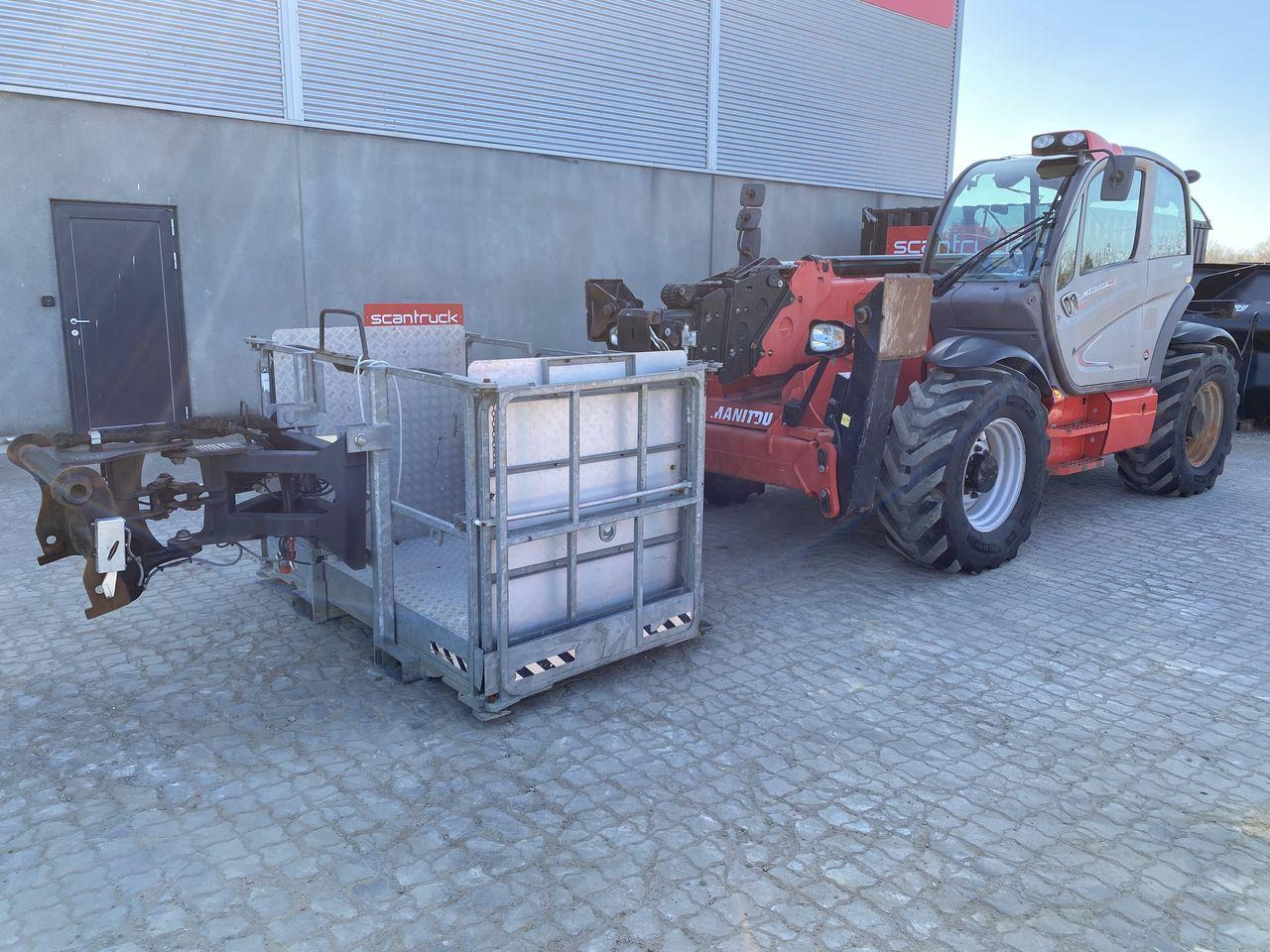 Manitou MT1840A ST3B - Teleszkópos rakodó: 1 kép. Manitou MT1840A ST3B - Teleszkópos rakodó: 1 kép.