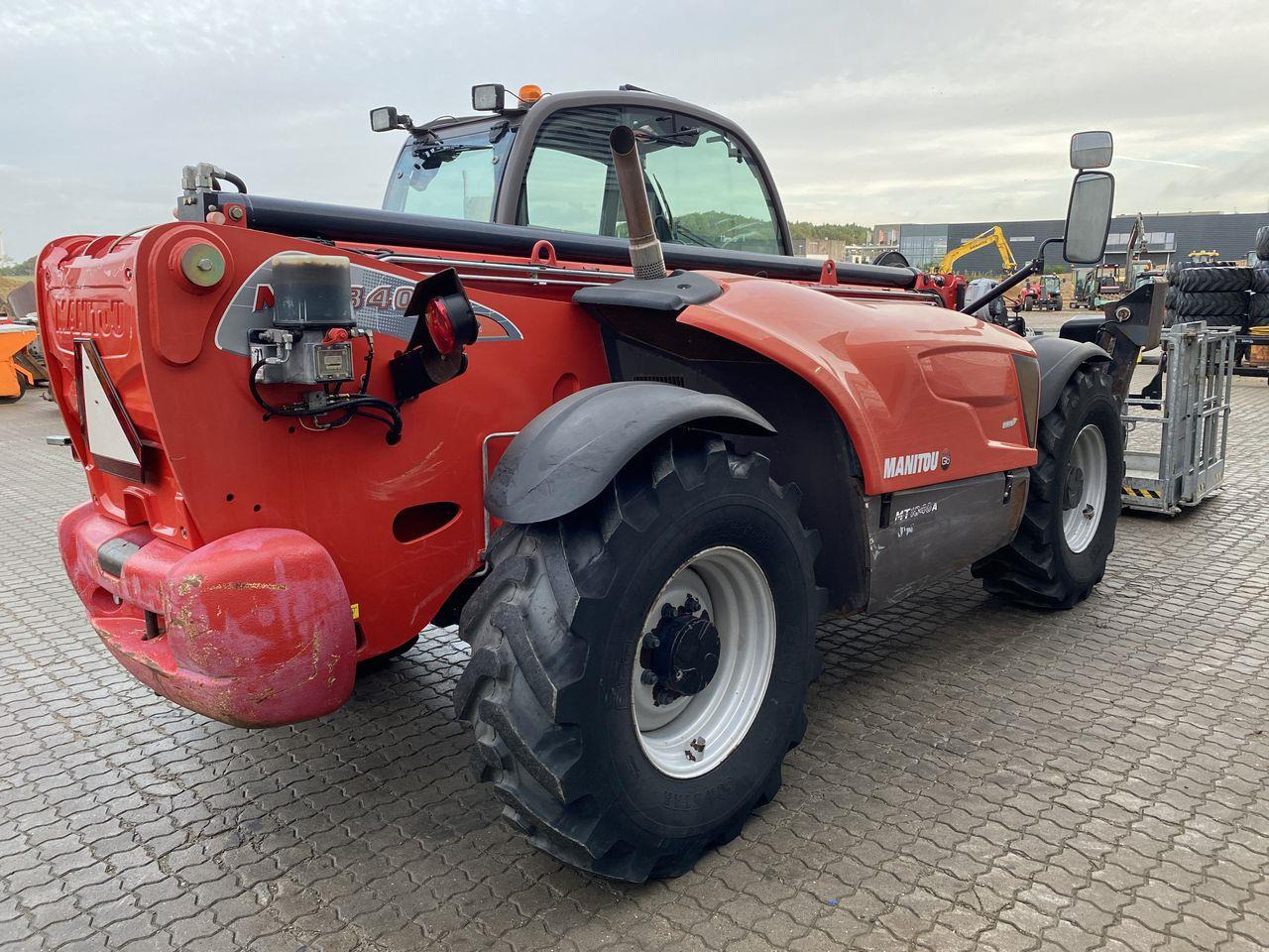 Manitou MT1840A ST3B - Teleszkópos rakodó: 4 kép. Manitou MT1840A ST3B - Teleszkópos rakodó: 4 kép.