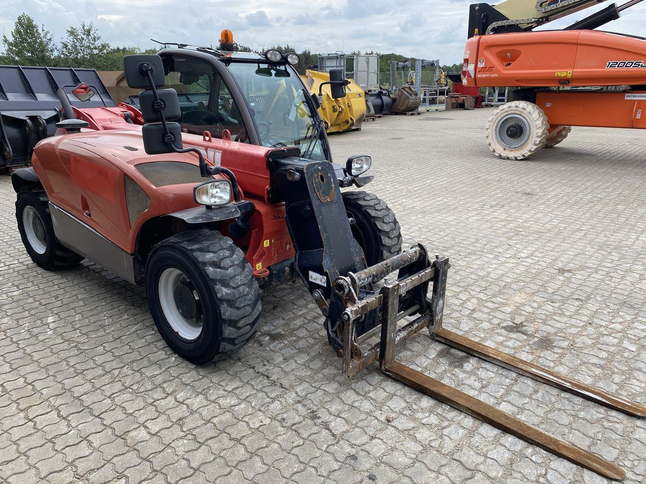 Manitou MT625H Comfort - Teleszkópos rakodó: 5 kép. Manitou MT625H Comfort - Teleszkópos rakodó: 5 kép.