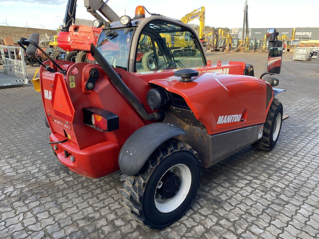 Manitou MT625H Comfort ST3B - Teleszkópos rakodó: 4 kép. Manitou MT625H Comfort ST3B - Teleszkópos rakodó: 4 kép.