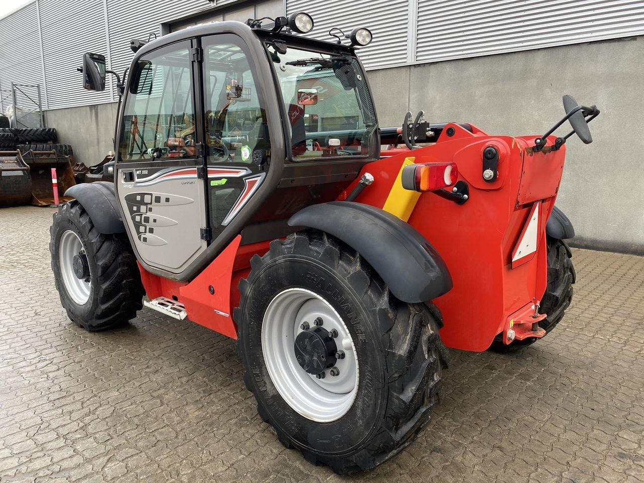 Manitou MT932 EASY COMFORT - Teleszkópos rakodó: 2 kép. Manitou MT932 EASY COMFORT - Teleszkópos rakodó: 2 kép.