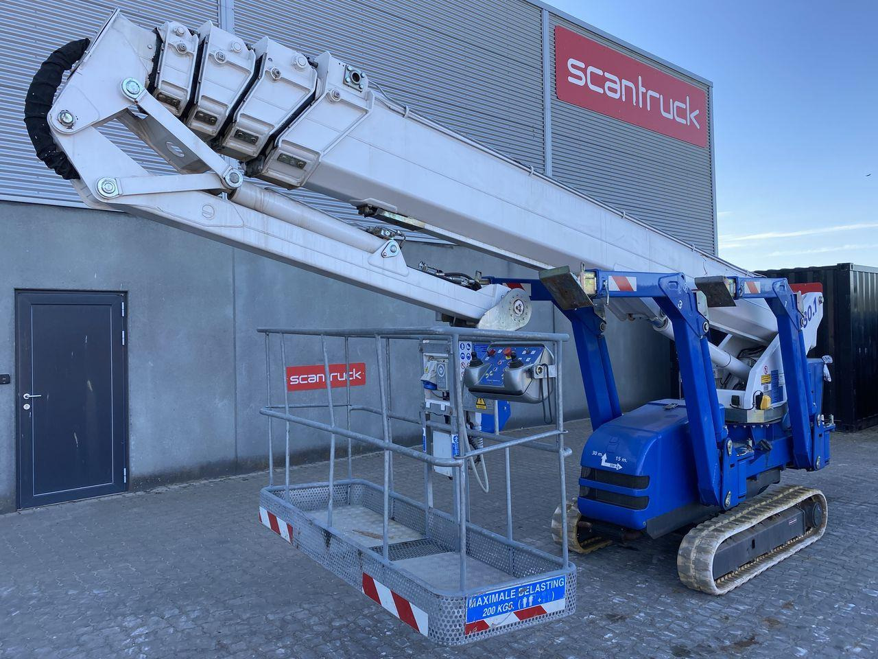 Palazzani TSJ30.1 - Gumilánctalpas személyemelő: 1 kép. Palazzani TSJ30.1 - Gumilánctalpas személyemelő: 1 kép.