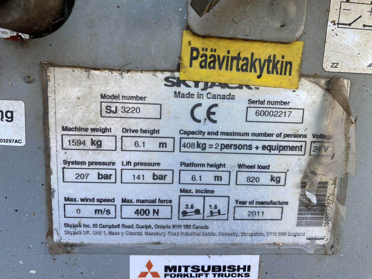 Ollós emelő Skyjack SJ3220: 9 kép. Ollós emelő Skyjack SJ3220: 9 kép.