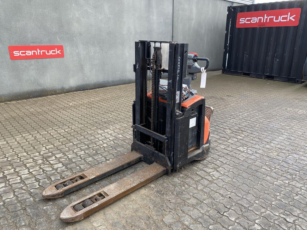 Toyota BT Staxio - Raktári berendezés: 1 kép. Toyota BT Staxio - Raktári berendezés: 1 kép.