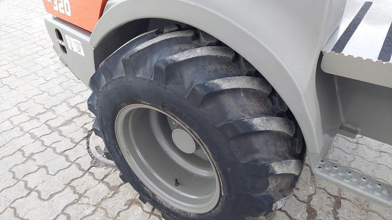 Derékcsuklós rakodó Weycor AR320 Agrar: 7 kép.
