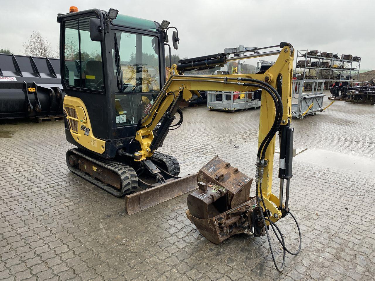 Yanmar SV18 - Minikotró: 5 kép. Yanmar SV18 - Minikotró: 5 kép.