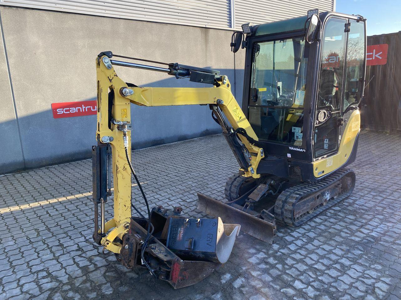 Yanmar SV18 - Minikotró: 1 kép. Yanmar SV18 - Minikotró: 1 kép.