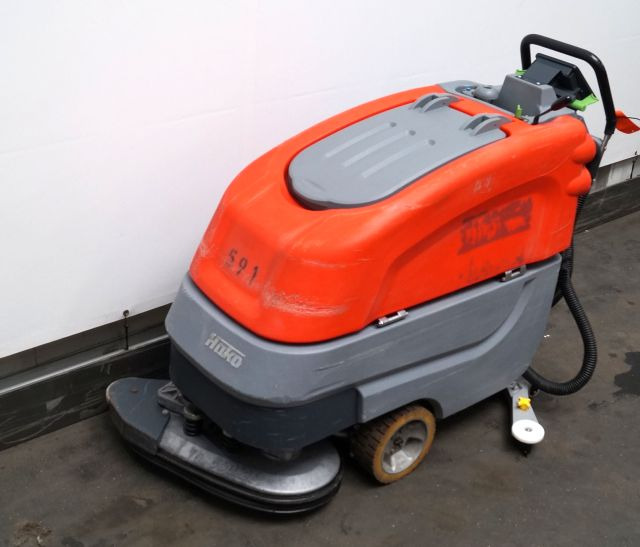 Hako Hakomatic B70 - Súrológép: 3 kép. Hako Hakomatic B70 - Súrológép: 3 kép.