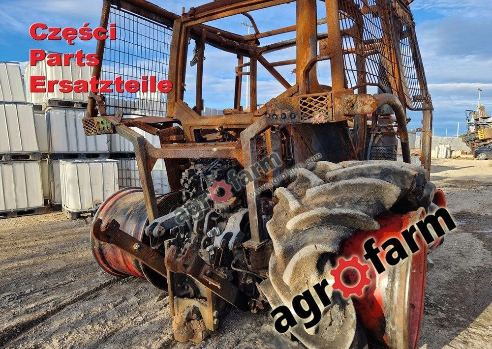 Fendt 939 części skrzynia biegów, zwolnica, silnik - Alkatrész: 3 kép. Fendt 939 części skrzynia biegów, zwolnica, silnik - Alkatrész: 3 kép.