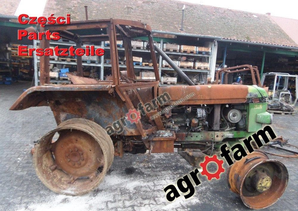 John Deere 2140 części, skrzynia biegów, silnik - Alkatrész: 1 kép. John Deere 2140 części, skrzynia biegów, silnik - Alkatrész: 1 kép.