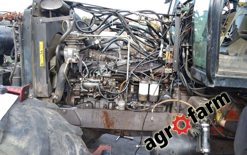 Massey Ferguson 8150 silnik skrzynia most wał zwolnica oś blok - Alkatrész - Mezőgazdasági gépek: 2 kép. Massey Ferguson 8150 silnik skrzynia most wał zwolnica oś blok - Alkatrész - Mezőgazdasági gépek: 2 kép.