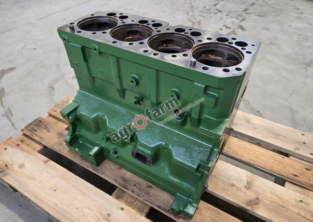 BLOK SLINIKA JOHN DEERE 6320, 6110, R504849 - Motor - Mezőgazdasági gépek: 1 kép. BLOK SLINIKA JOHN DEERE 6320, 6110, R504849 - Motor - Mezőgazdasági gépek: 1 kép.