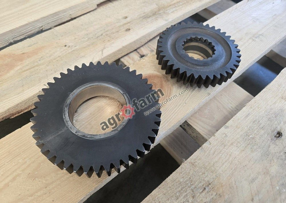 Koła zębate WOM z44x36 Vario ML90, Fendt 516, 514 - Sebességváltó: 1 kép. Koła zębate WOM z44x36 Vario ML90, Fendt 516, 514 - Sebességváltó: 1 kép.