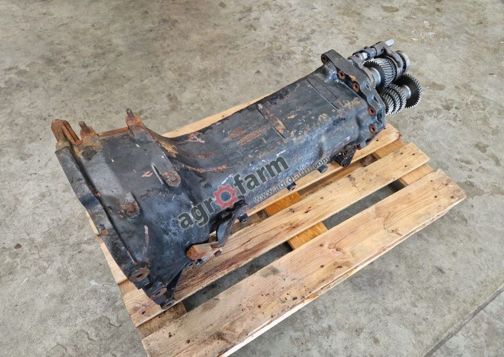 SKRZYNIA BIEGÓW LAMBORGHINI CRONO 00085412070 - Sebességváltó: 4 kép. SKRZYNIA BIEGÓW LAMBORGHINI CRONO 00085412070 - Sebességváltó: 4 kép.