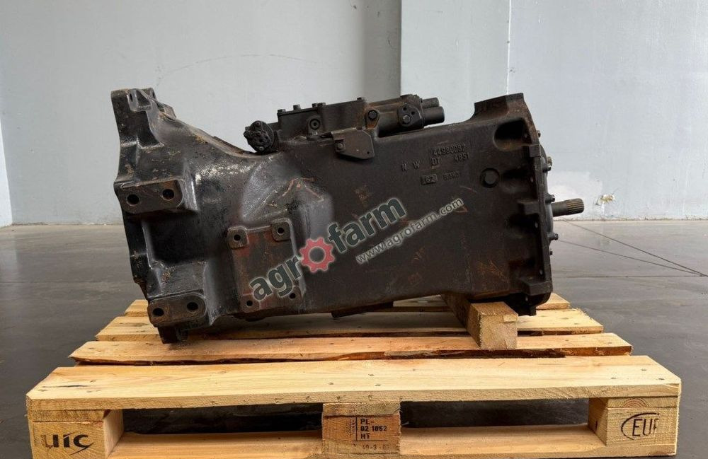 Skrzynia biegów Case Maxxum 115 44980087 - Sebességváltó: 3 kép. Skrzynia biegów Case Maxxum 115 44980087 - Sebességváltó: 3 kép.