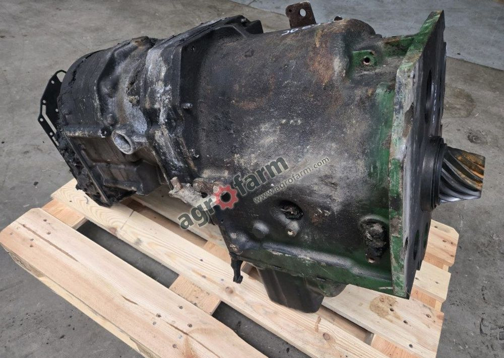 Skrzynia biegów John Deere 6930, PowrQuad - Sebességváltó: 1 kép. Skrzynia biegów John Deere 6930, PowrQuad - Sebességváltó: 1 kép.