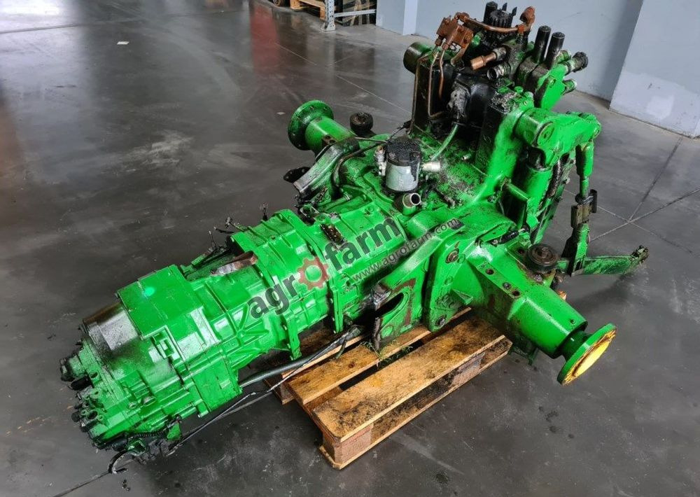 Skrzynia biegów, most tylny John Deere 6320 - Sebességváltó: 1 kép. Skrzynia biegów, most tylny John Deere 6320 - Sebességváltó: 1 kép.