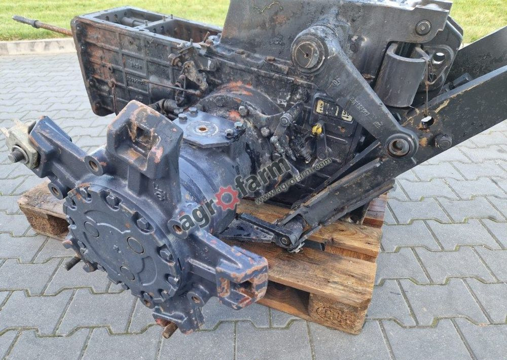 Skrzynia biegów, most tylny Landini Rex 80 F - Sebességváltó: 4 kép. Skrzynia biegów, most tylny Landini Rex 80 F - Sebességváltó: 4 kép.
