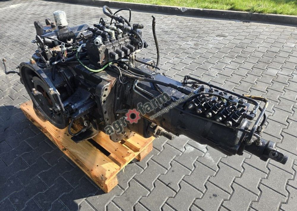 Skrzynia biegów, most tylny Valtra T171, T191 - Sebességváltó: 4 kép. Skrzynia biegów, most tylny Valtra T171, T191 - Sebességváltó: 4 kép.