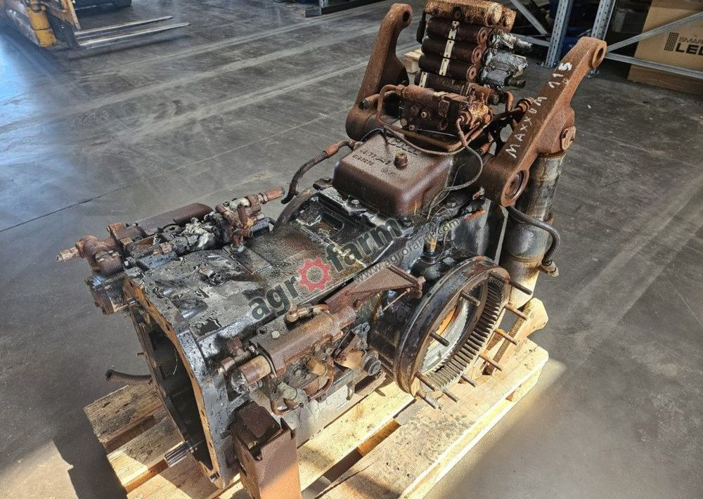 TYLNY MOST CASE MAXXUM 115 44980058 - Sebességváltó: 1 kép. TYLNY MOST CASE MAXXUM 115 44980058 - Sebességváltó: 1 kép.