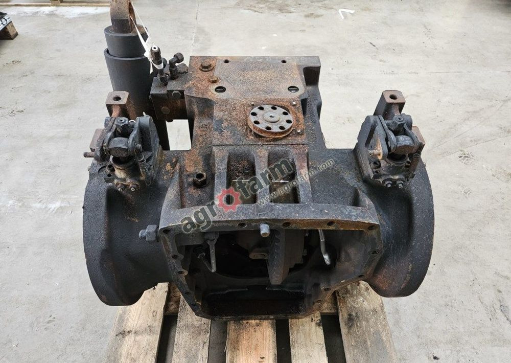 Tylny most Case CS 110 1331003301409 - Sebességváltó: 1 kép. Tylny most Case CS 110 1331003301409 - Sebességváltó: 1 kép.