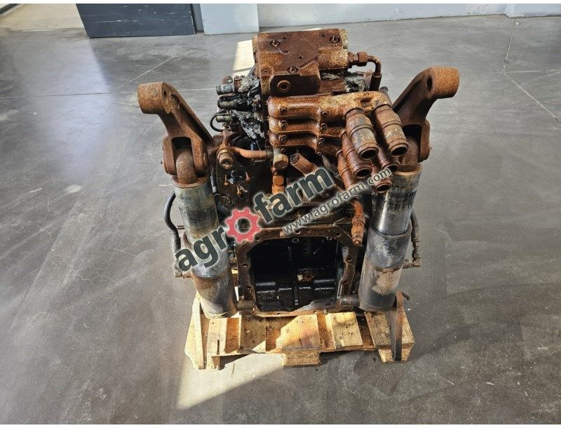 Tylny most Case Maxxum 115 44980058 - Sebességváltó: 3 kép. Tylny most Case Maxxum 115 44980058 - Sebességváltó: 3 kép.