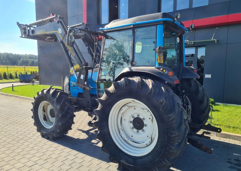 Valtra A95 - Traktor: 4 kép. Valtra A95 - Traktor: 4 kép.