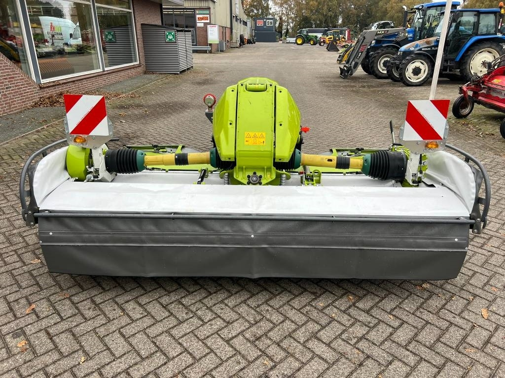 Claas Disco 3200 FC Move - Fűkasza: 5 kép. Claas Disco 3200 FC Move - Fűkasza: 5 kép.