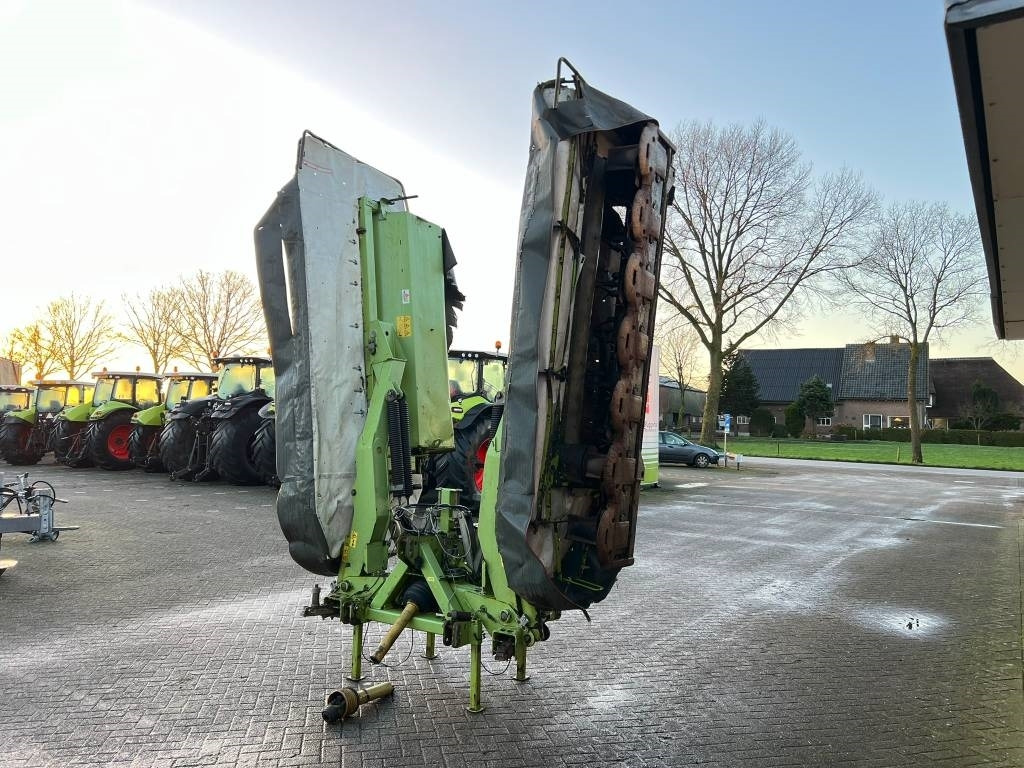 Claas Disco 8550 C - Fűkasza: 5 kép. Claas Disco 8550 C - Fűkasza: 5 kép.