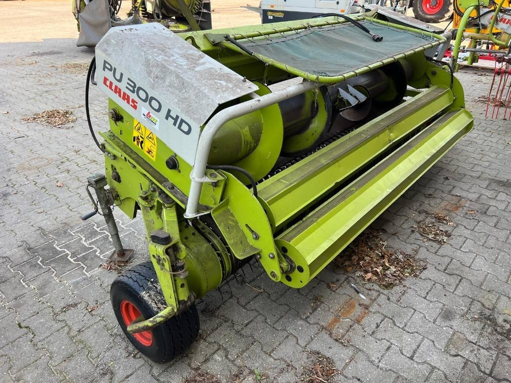 Claas PU 300 HD - Kerti gépek: 2 kép. Claas PU 300 HD - Kerti gépek: 2 kép.