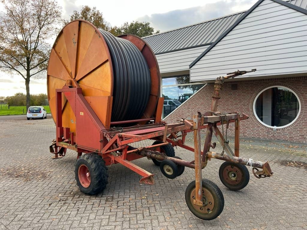 Emergo Haspel 100-300 - Öntözőrendszer: 3 kép. Emergo Haspel 100-300 - Öntözőrendszer: 3 kép.