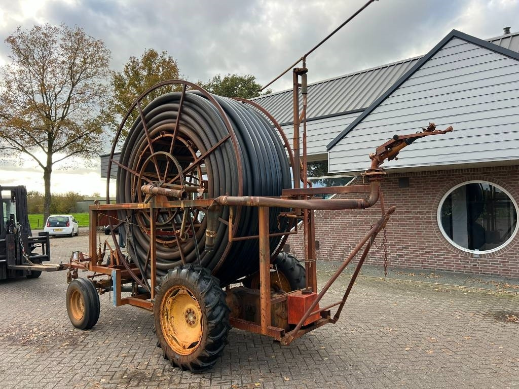 Fasterholt TL 176 - Öntözőrendszer: 3 kép. Fasterholt TL 176 - Öntözőrendszer: 3 kép.